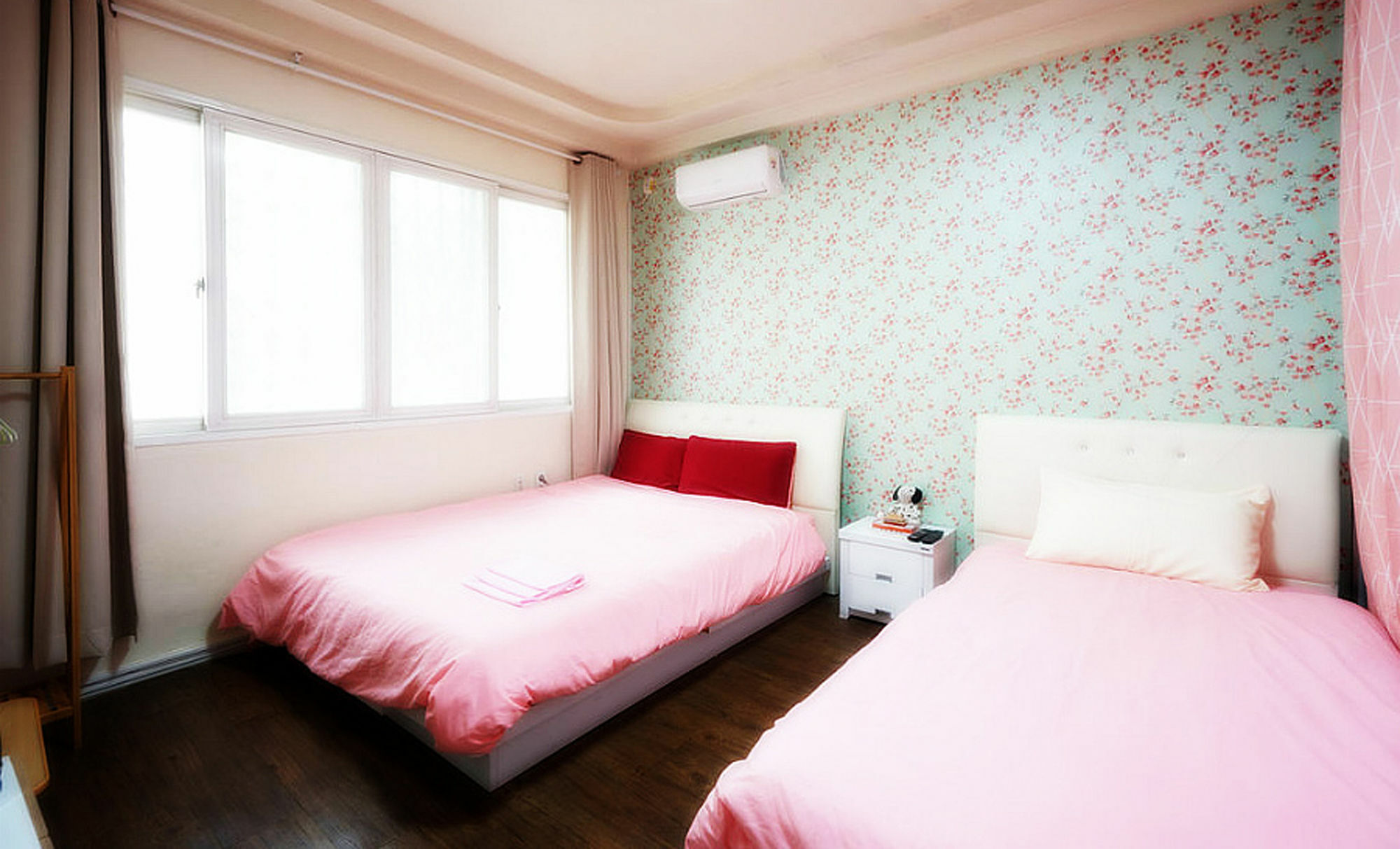 Tiara Guesthouse Seoul Eksteriør billede