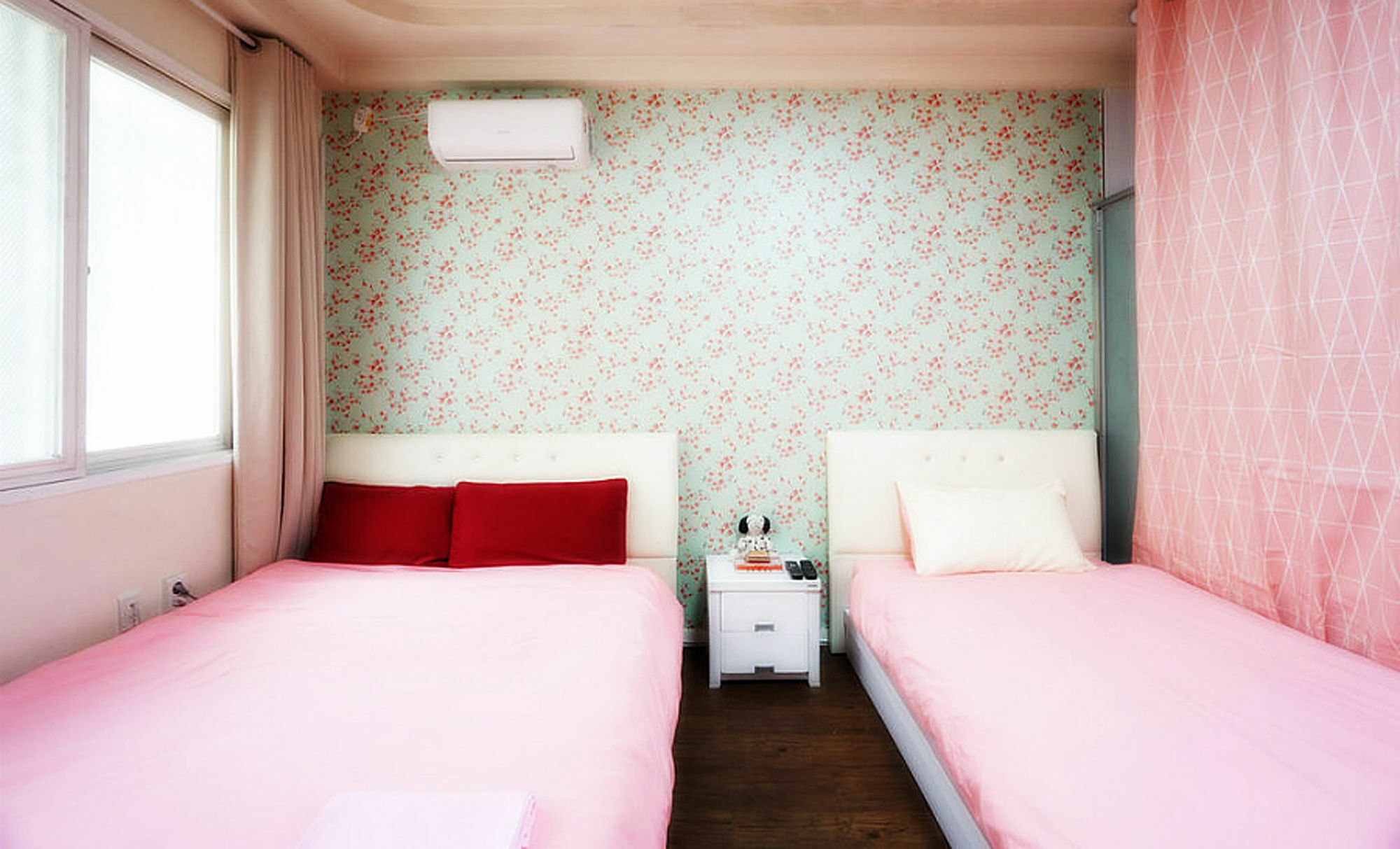 Tiara Guesthouse Seoul Eksteriør billede
